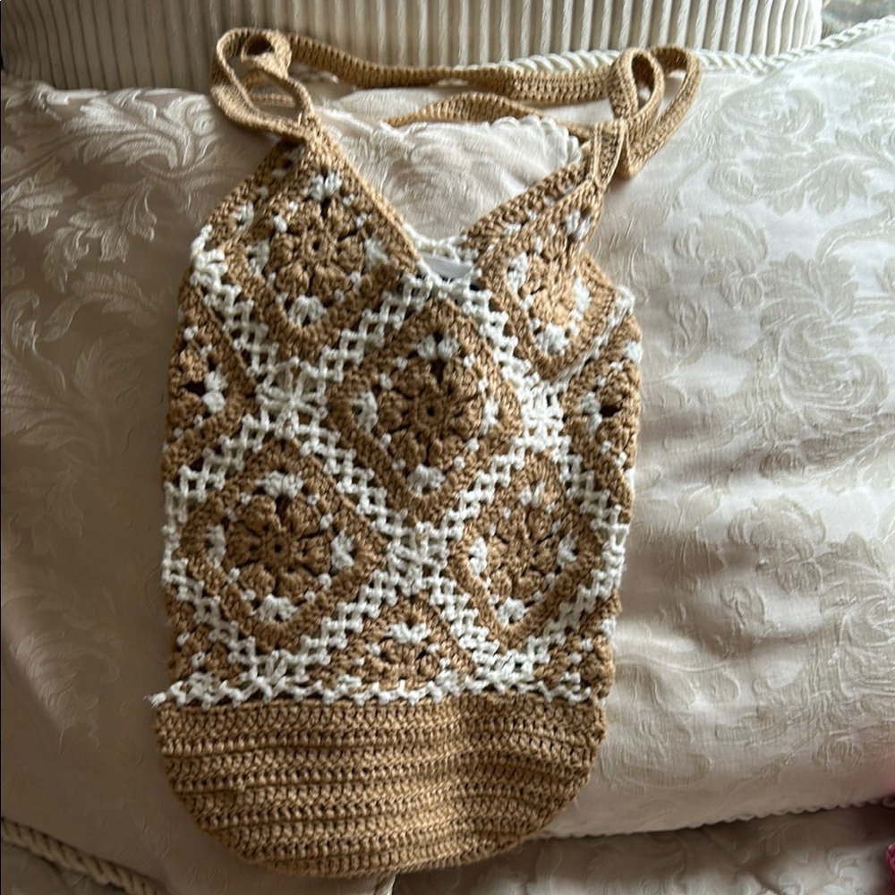 859. Urban Originals Tan and White Crochet Tote